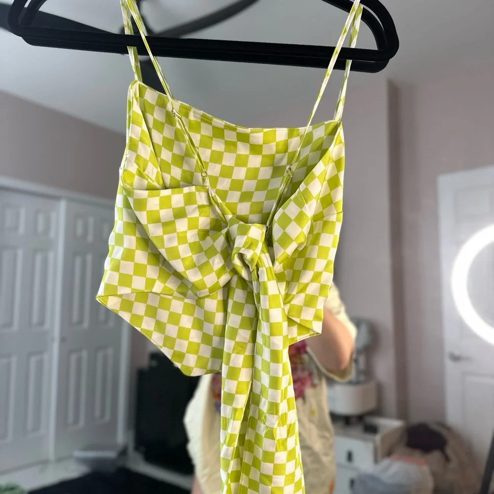 Top - Picture 2 of 2